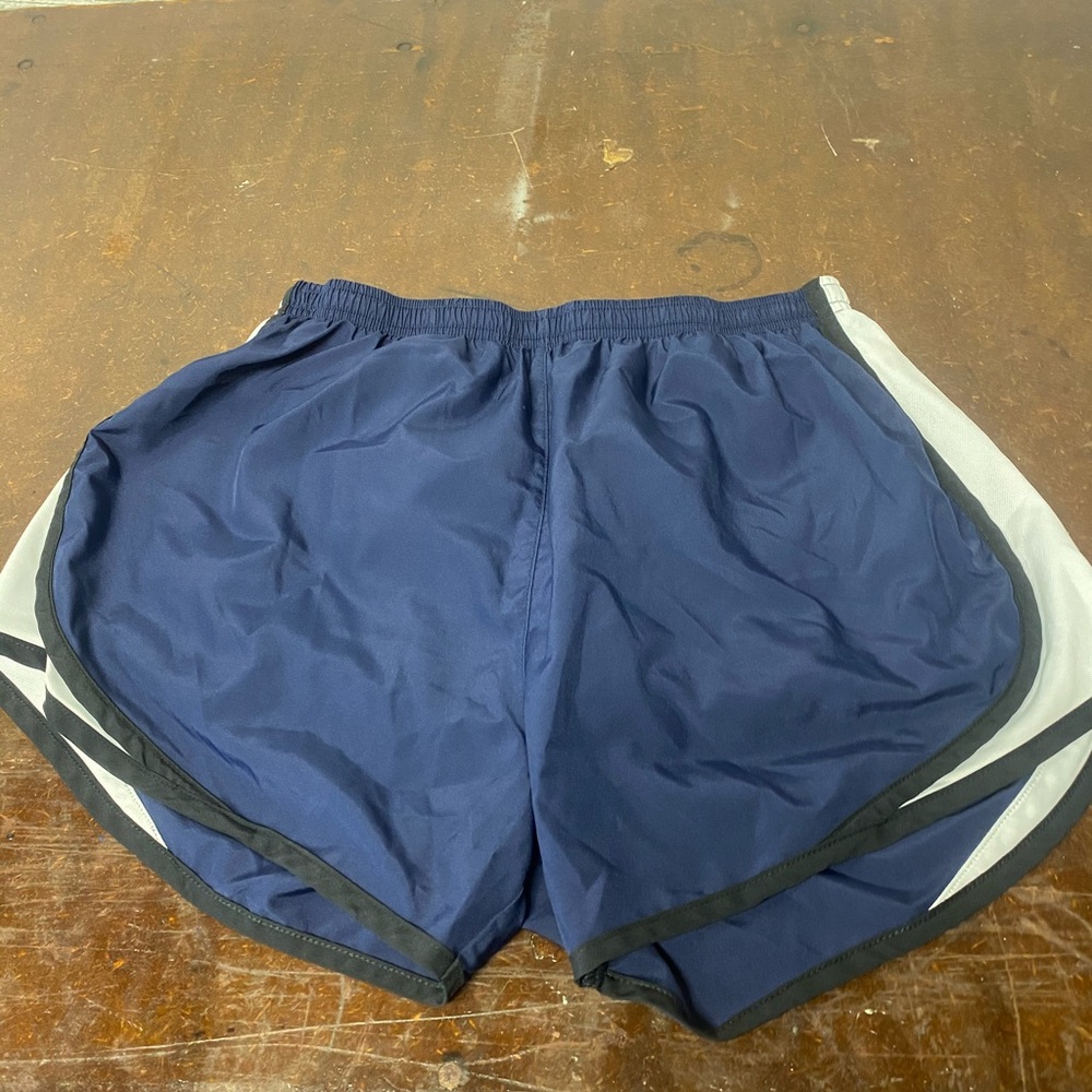 Sport tek shorts